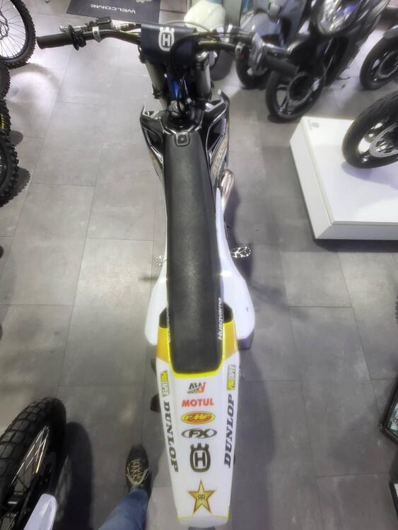 Husqvarna TC 250 (2024) (3)