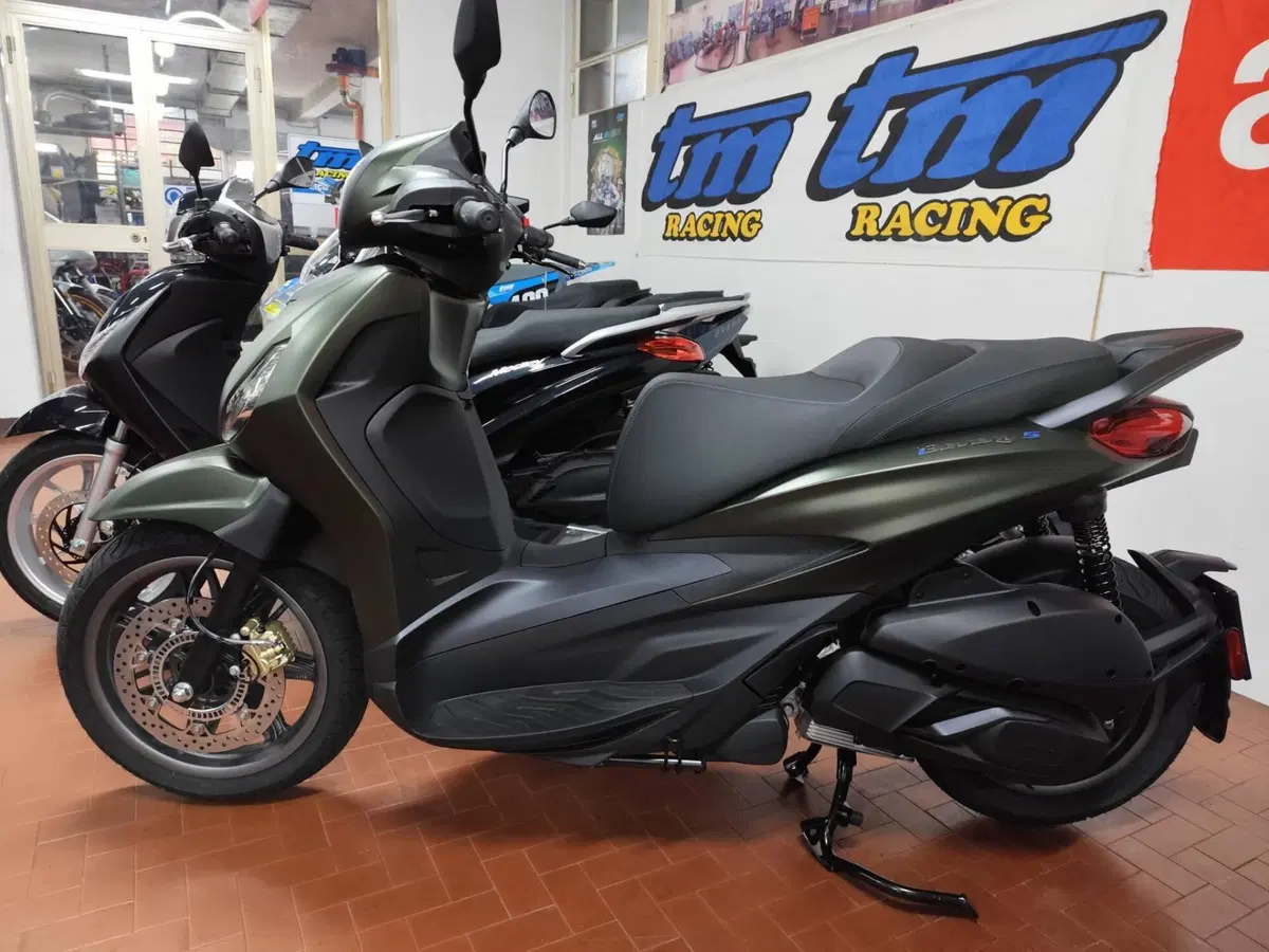 Piaggio Beverly 310 S (2025 - 26)