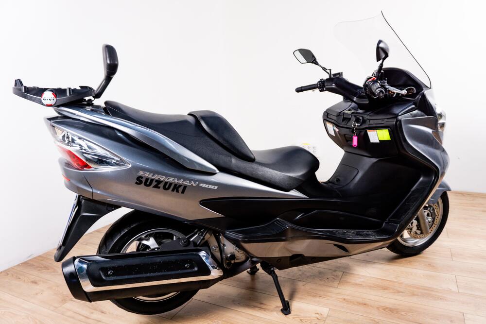 Suzuki Burgman 400 (2022 - 24) (3)