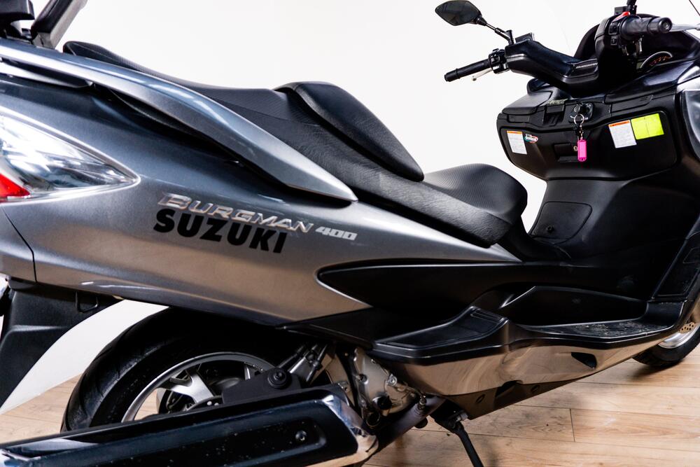 Suzuki Burgman 400 (2022 - 24) (4)
