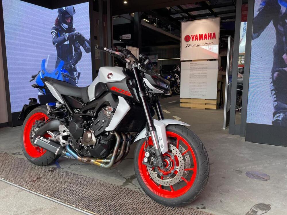 Yamaha MT-09 (2017 - 20) (3)