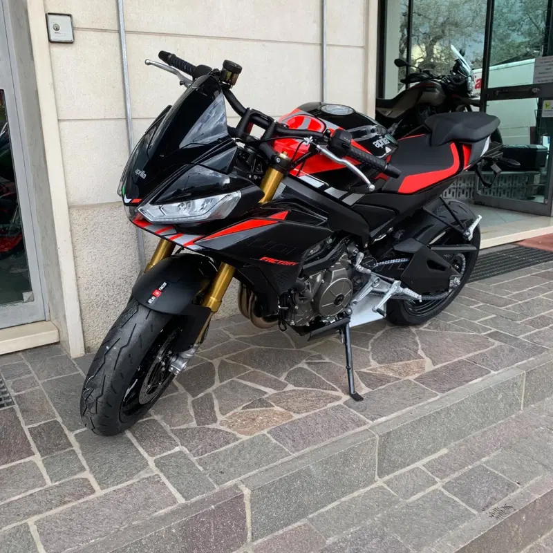 Aprilia Tuono 660 Factory (2025 - 26) (2)