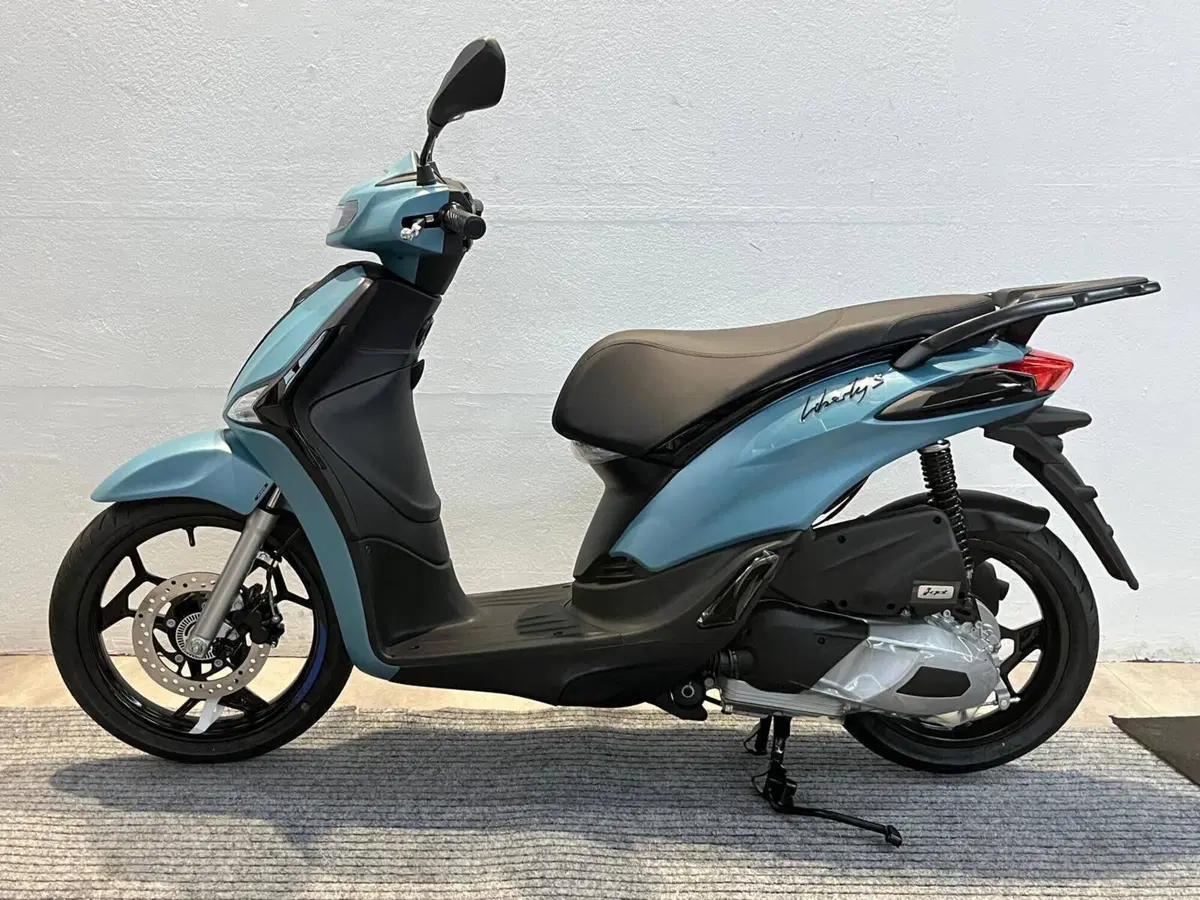 Piaggio Liberty 125 S (2025 - 26) (4)