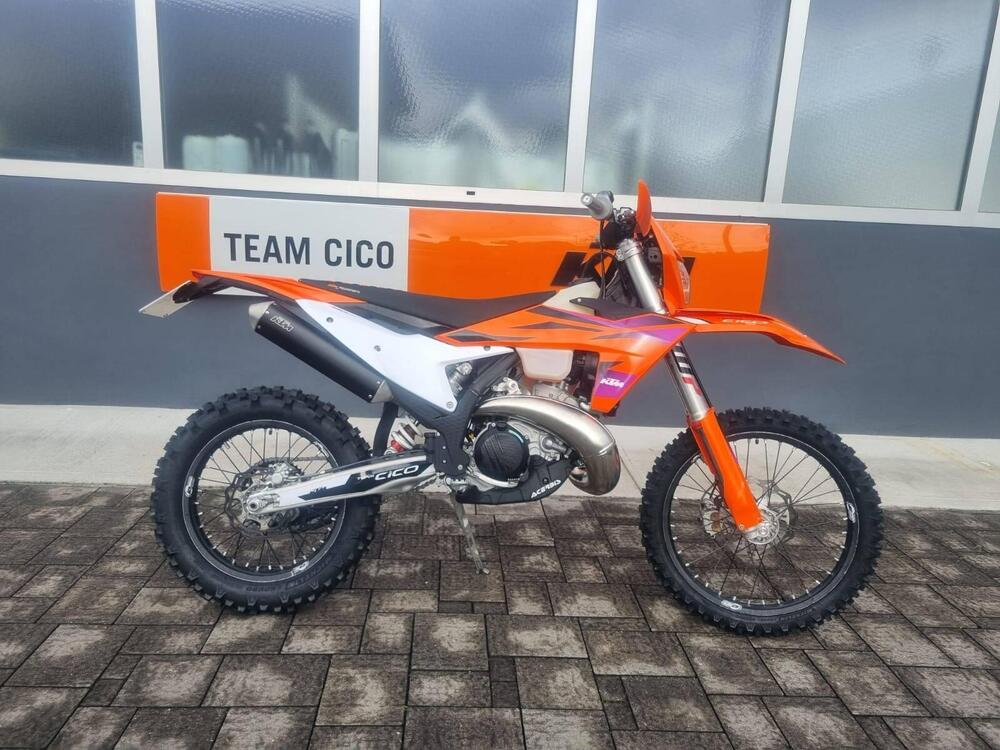 KTM 250 EXC TBI (2024) (3)