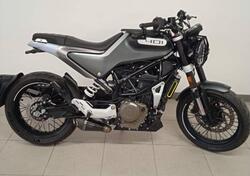 Husqvarna Svartpilen 401 (2020) usata