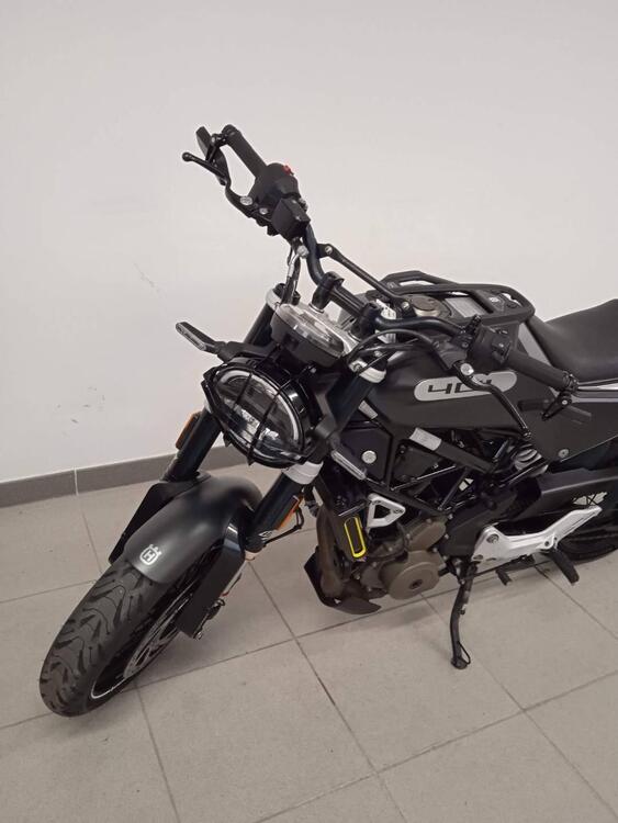 Husqvarna Svartpilen 401 (2020) (5)