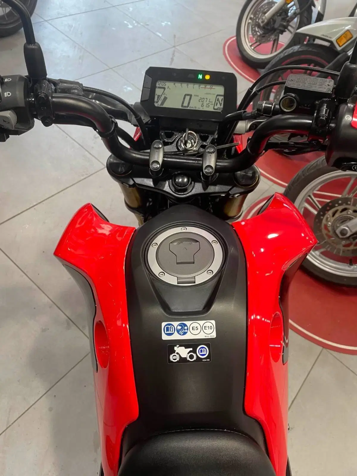 Honda MSX 125 Grom (2021 - 26) (4)