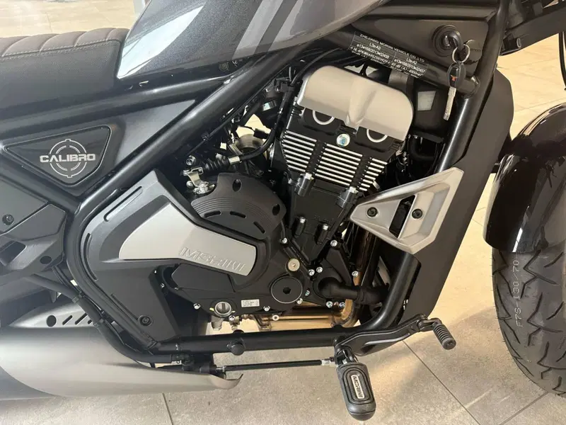 Moto Morini Calibro Custom (2024 - 26) (9)