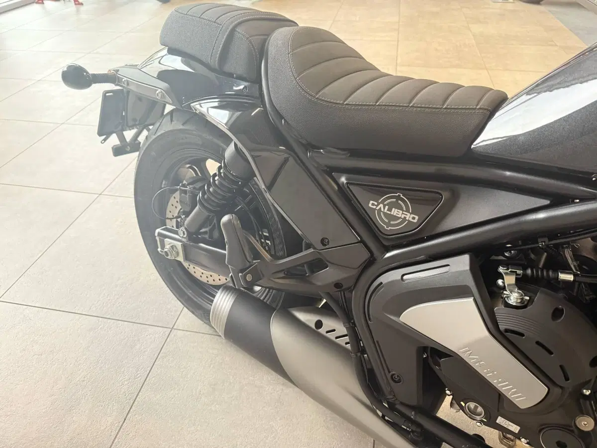 Moto Morini Calibro Custom (2024 - 26) (10)