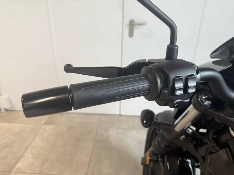Moto Morini Calibro Custom (2024 - 26) (12)