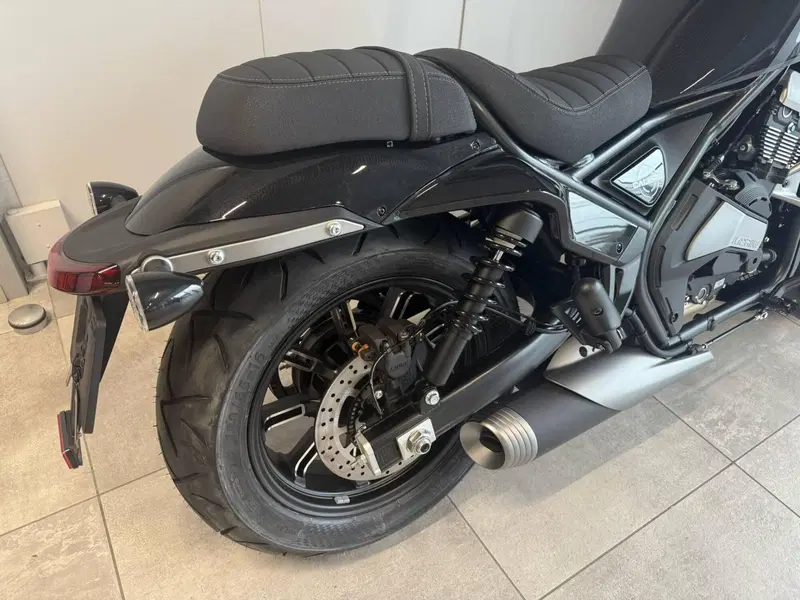 Moto Morini Calibro Custom (2024 - 26) (15)