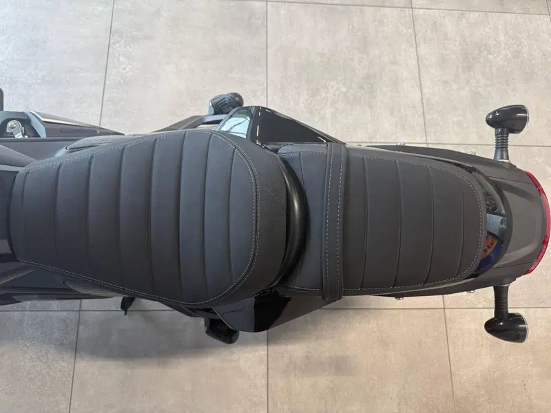 Moto Morini Calibro Custom (2024 - 26) (19)