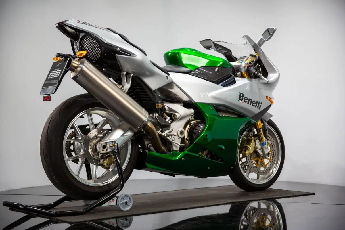 Benelli Tornado 900 Limited Edition (2000 - 05) (3)