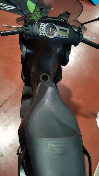 Gilera Runner 200 ST (5)