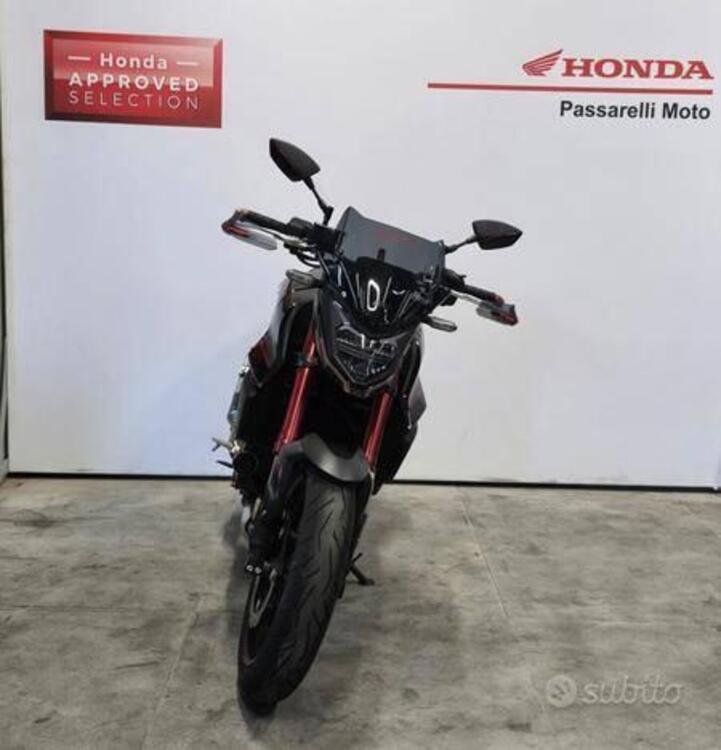 Honda CB 750 Hornet (2023 - 24) (2)