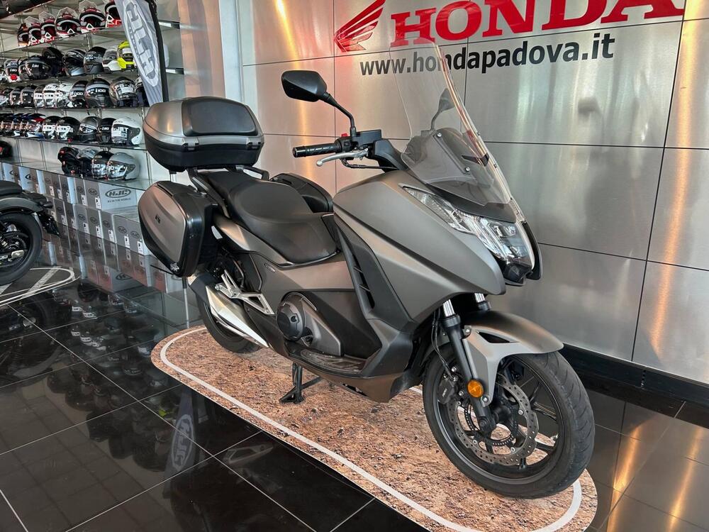 Honda Integra 750 DCT (2016 - 17) (3)