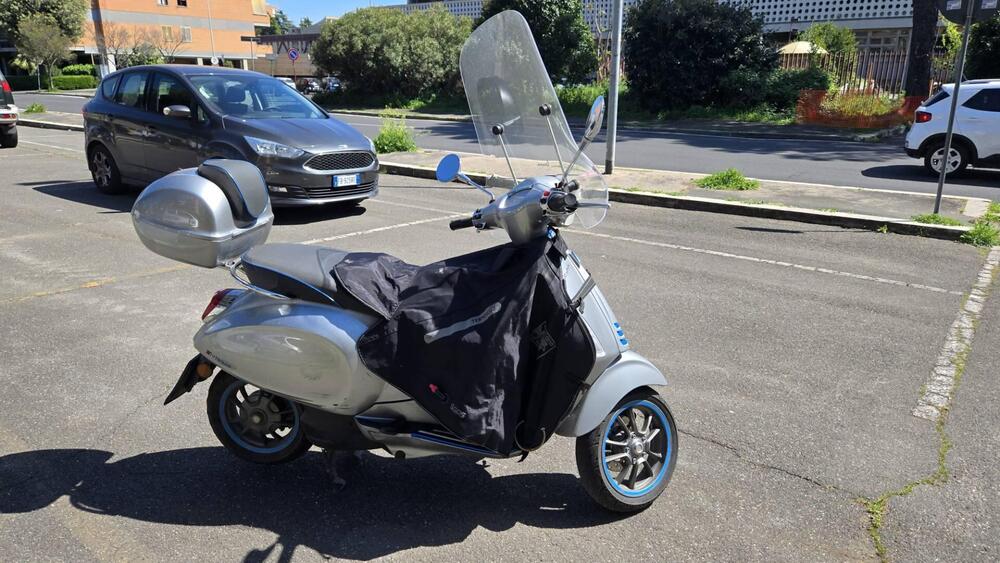 Vespa Vespa Elettrica 70 (2020 - 24) (2)