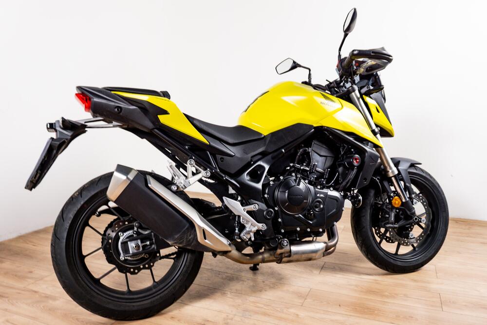 Honda CB 750 Hornet (2025) (3)
