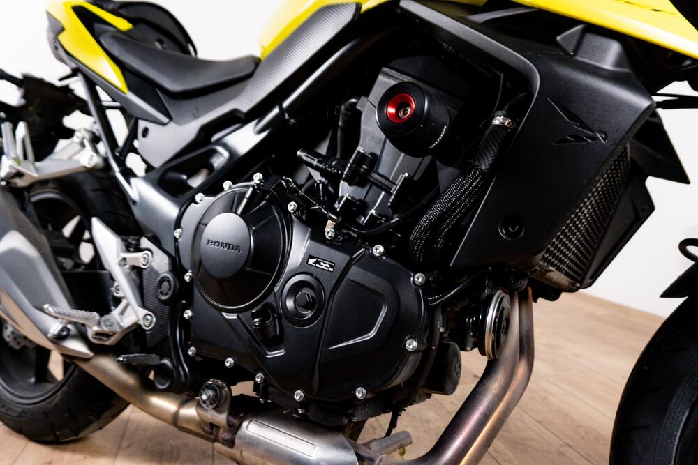 Honda CB 750 Hornet (2025) (5)