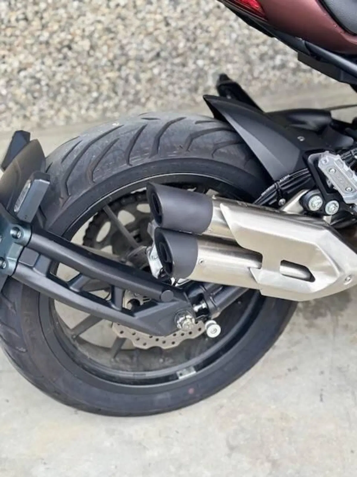 Benelli 502 C (2021 - 25) (12)