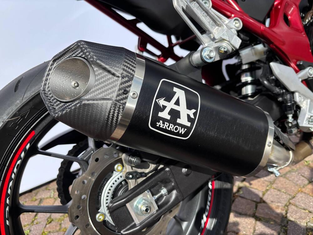 Honda CB 750 Hornet (2023 - 24) (3)