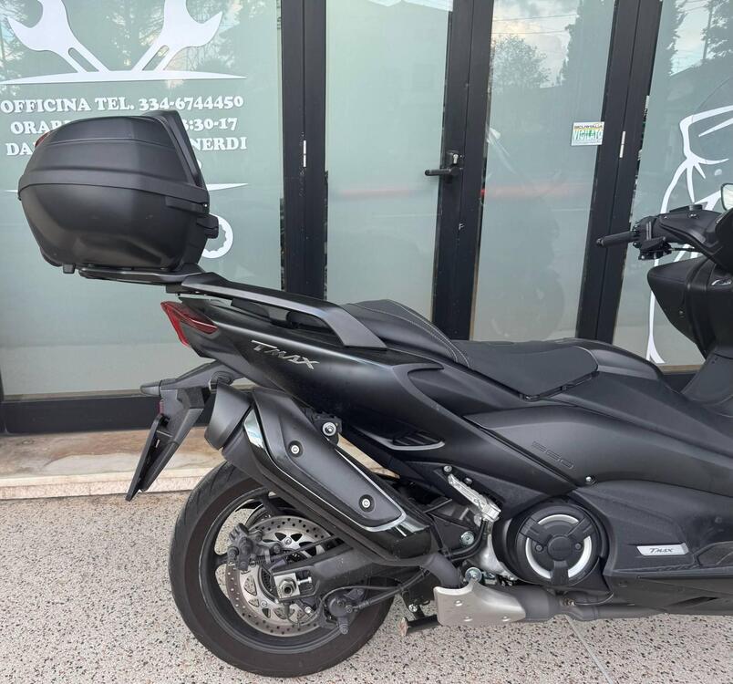 Yamaha T-Max 560 (2020 - 21) (4)