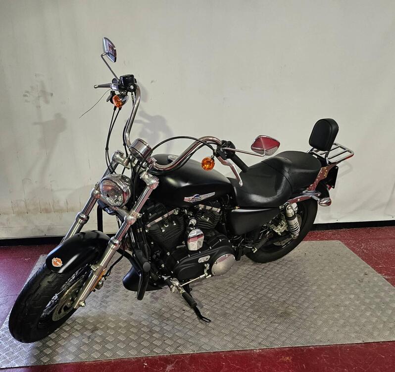 Harley-Davidson 1200 Custom CB (2013 - 17) - XL 1200CB (2)