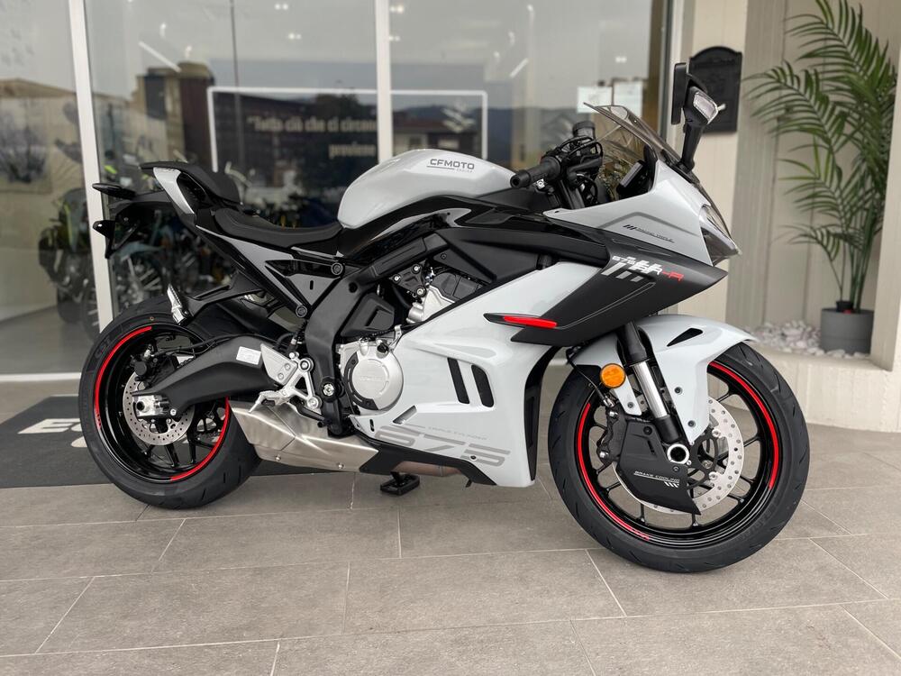 CFMOTO 675SR-R (2025) (2)