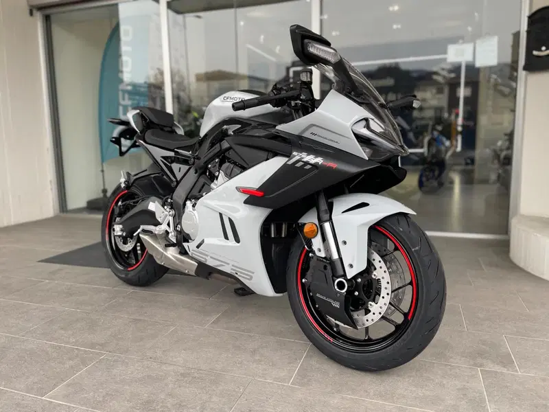 CFMOTO 675SR-R (2025 - 26) (13)