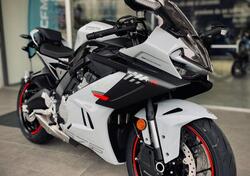 CFMOTO 675SR R (2025) nuova