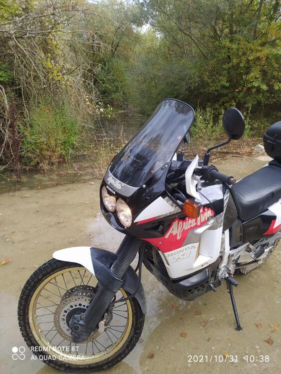 Honda Africa Twin RD 04  (4)