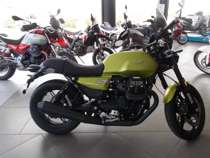 Moto Guzzi V7 Sport (2025 - 26) (2)