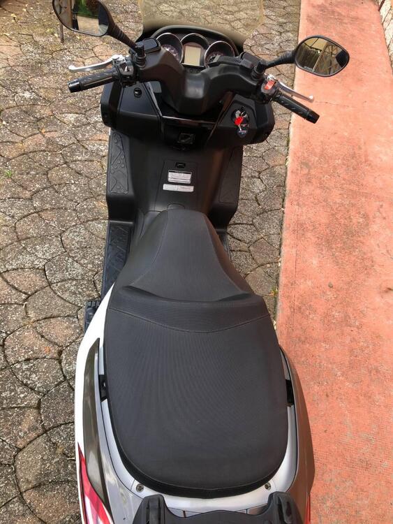 Kymco Downtown 300i (2009 - 17) (3)