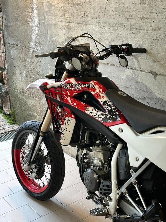 Husqvarna SM 125 (2009) (4)