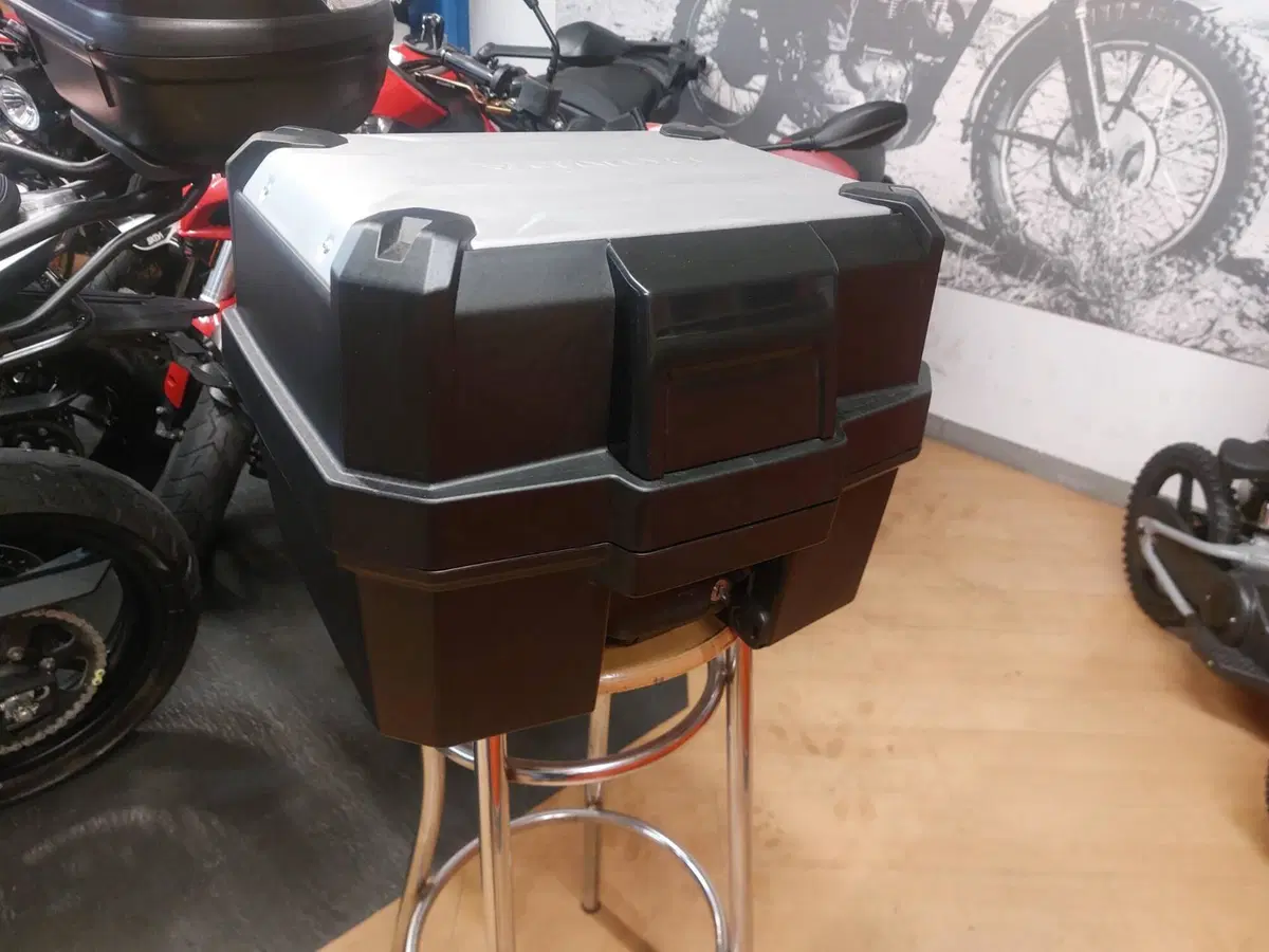 Bauletto Africa Twin Honda (2)