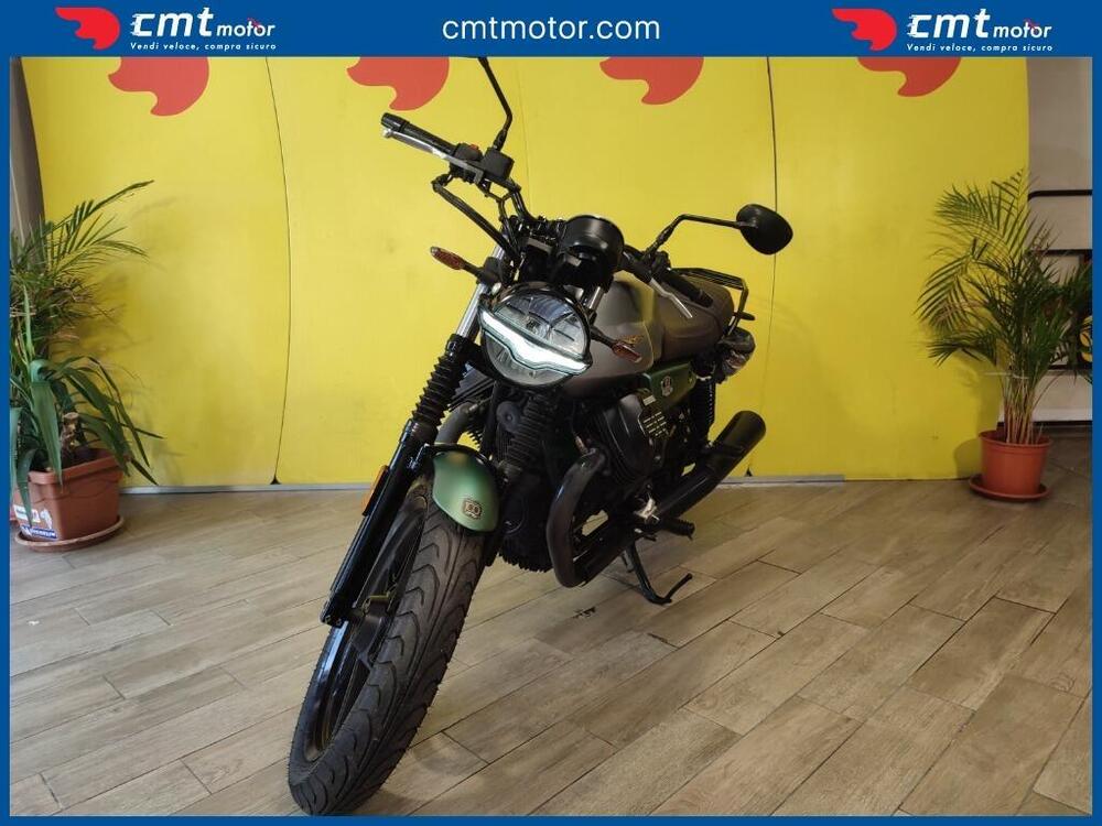 Moto Guzzi V7 Stone Centenario (2021 - 22) (2)