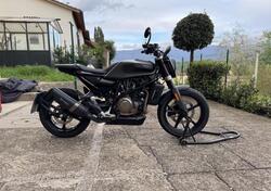 Husqvarna Svartpilen 701 (2019) usata