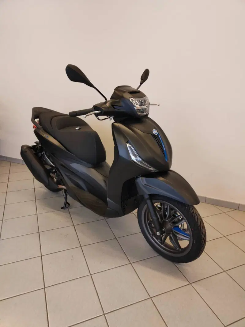 Piaggio Beverly 310 S (2025 - 26) (2)