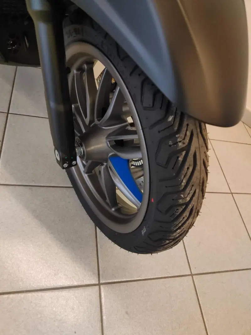 Piaggio Beverly 310 S (2025 - 26) (6)