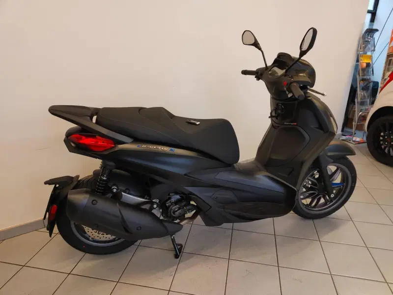 Piaggio Beverly 310 S (2025 - 26) (7)