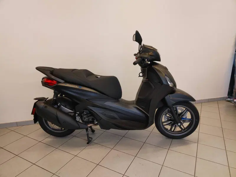 Piaggio Beverly 310 S (2025 - 26) (9)