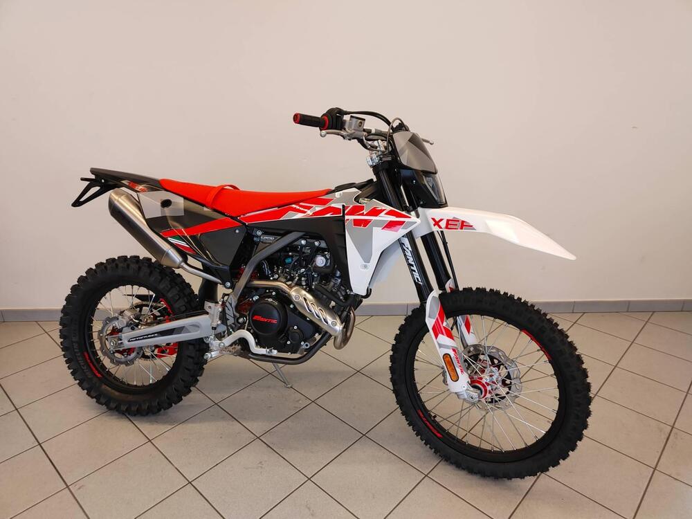 Fantic Motor XEF 125 Performance (2025) (2)