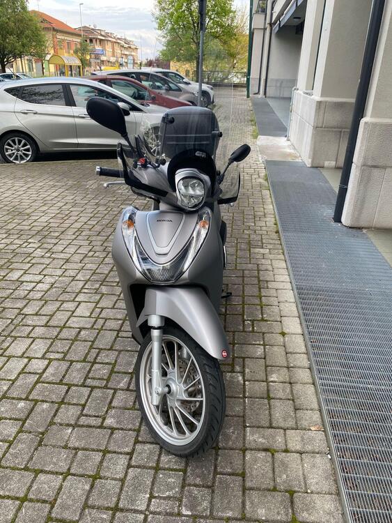 Honda SH 125i (2020 - 25) (3)