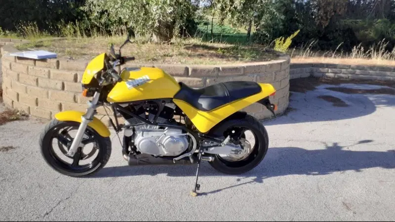 Buell M2 Cyclone (7)