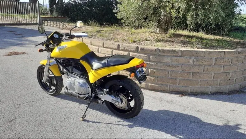 Buell M2 Cyclone (9)