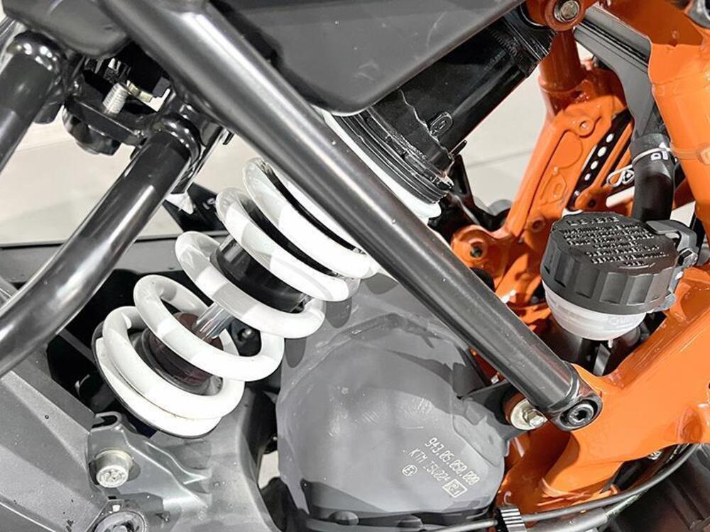 KTM 390 Duke (2021 - 23) (3)