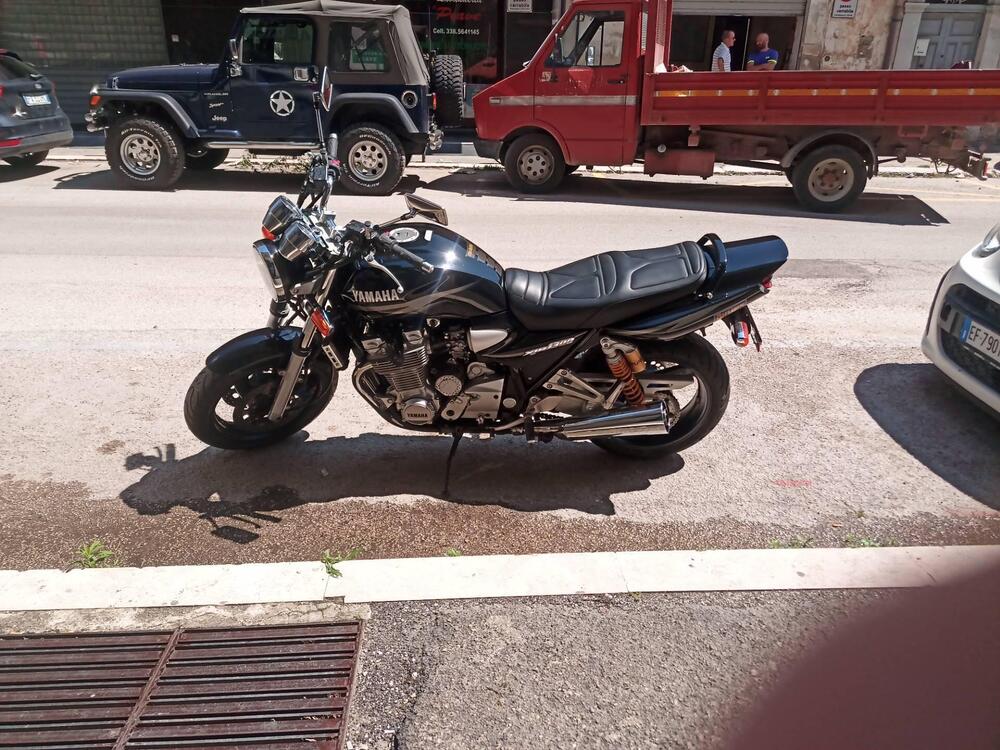 Yamaha XJR 1300 (5)