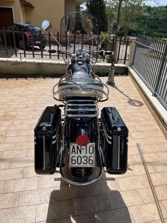 Moto Guzzi V 7 Special (3)