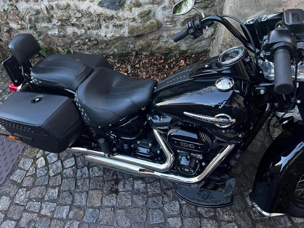 Harley-Davidson 114 Heritage Classic (2018 - 20) - FLHCS (3)