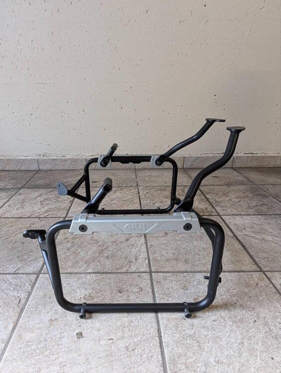Borse Alluminio GIVI per BMW S1000XR 2016 - 2020 (5)